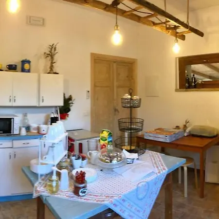 C'era Volta Podere San Giovanni فندق مبيت وإفطار 3*